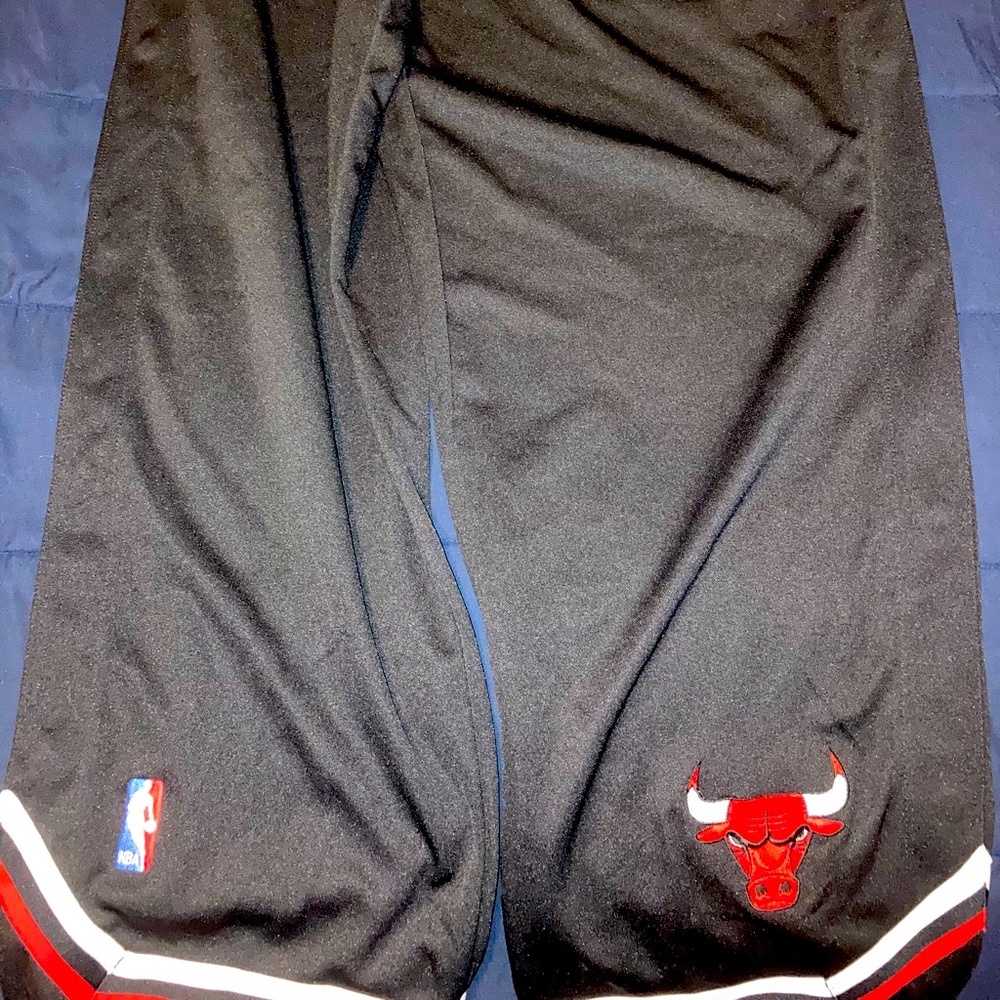 NBA Warm Up Snap Bottoms Chicago Bulls
